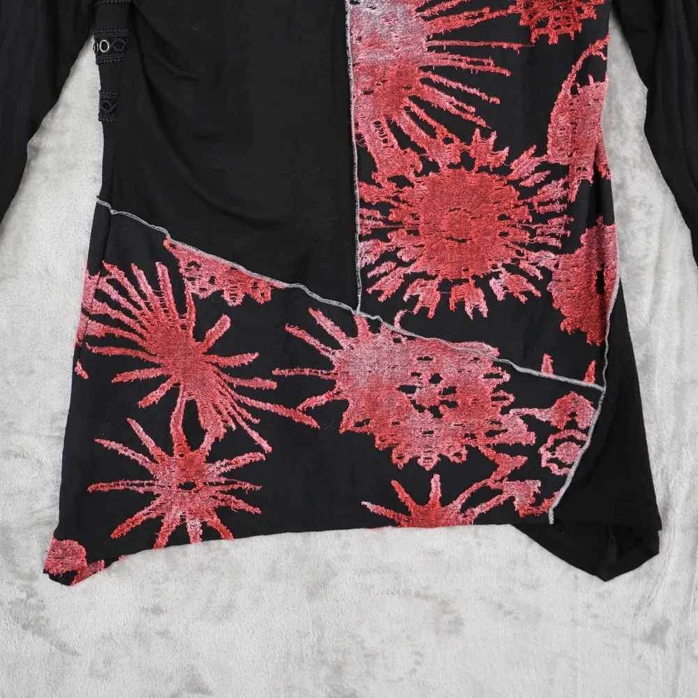 Paris Hues Embroidered Floral Tunic Top Women XL Black Boho Bohemian Art to Wear